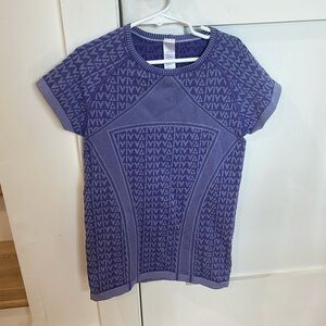 Ivivva athletic T-shirt size 12